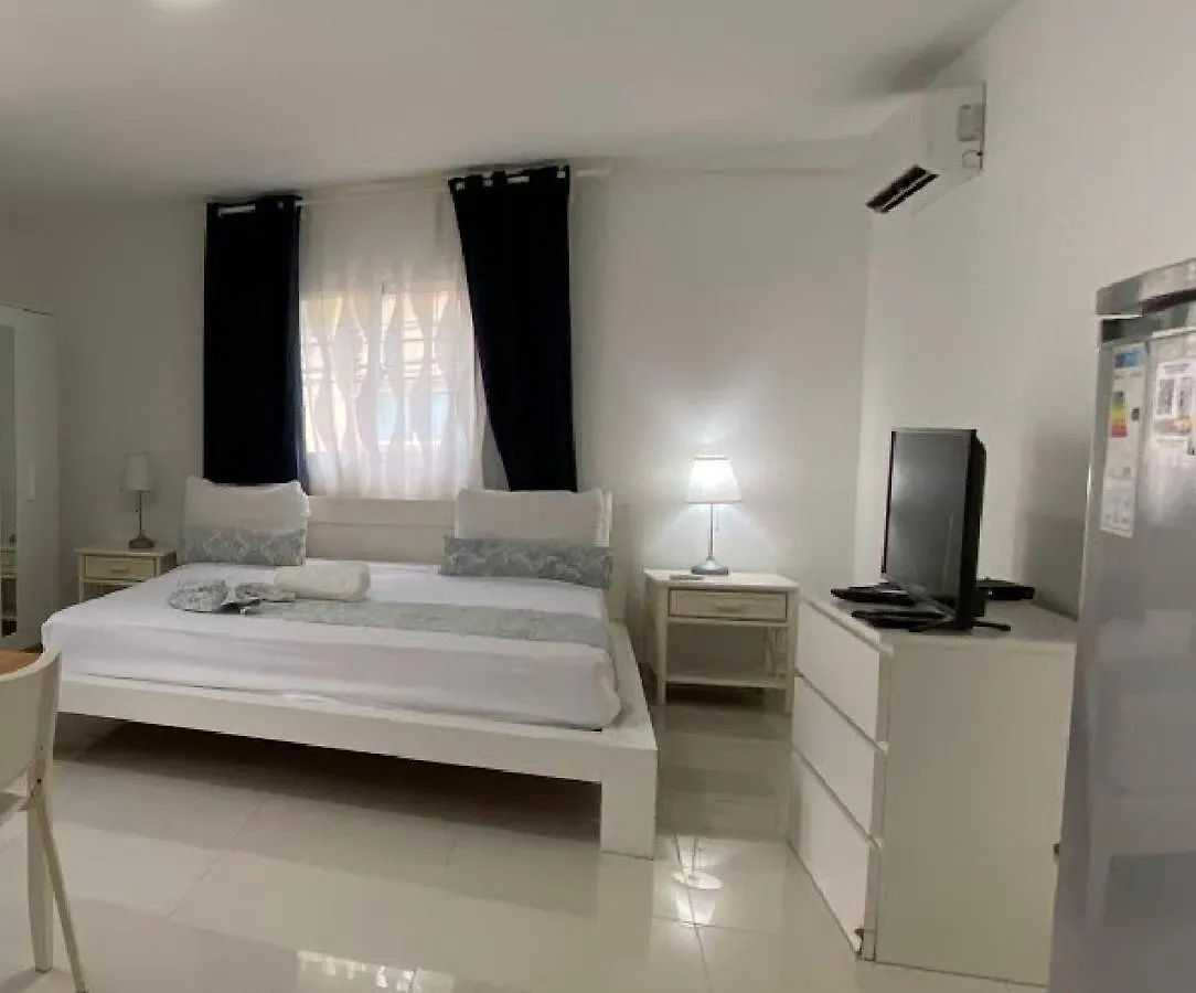 ホテル Aventura Village Los Corales Beach And Spa プンタ・カナ
